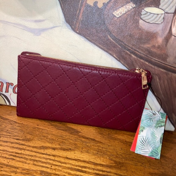 Badgley Mischka Long Wallet NWOT Diamond Quilted Vegan Leather Plum - Picture 3 of 8